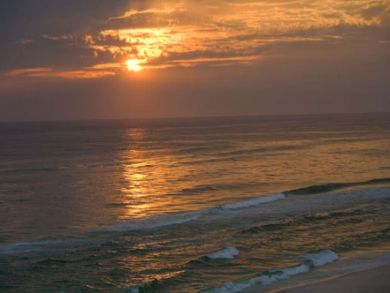 Panama City Vacation Rental Condo Three Bedrooms Sleeps 8