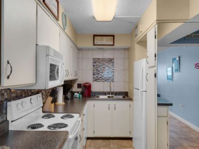 Panama City Vacation Rental Condo Three Bedrooms Sleeps 8
