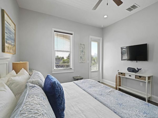 Private Pool Crystal Beach Vacation Home Sleeps 18 Guests