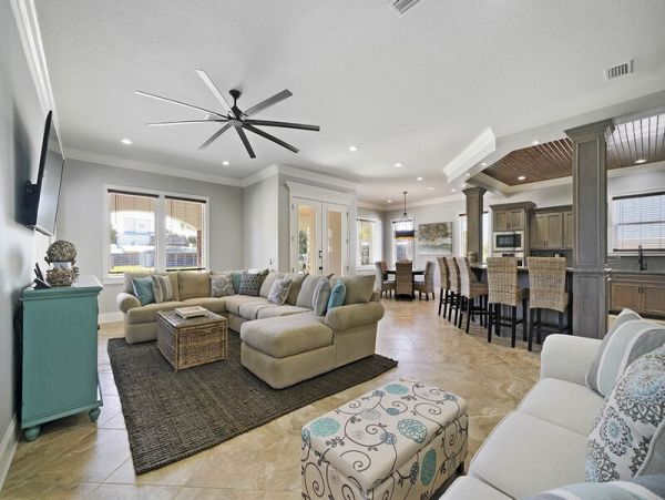 Private Pool Crystal Beach Vacation Home Sleeps 18 Guests