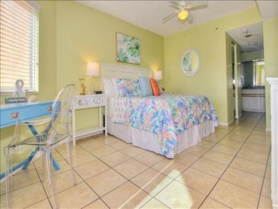 Partial Ocean View Indian Shores Vacation Condo Sleeps 6
