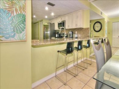 Partial Ocean View Indian Shores Vacation Condo Sleeps 6