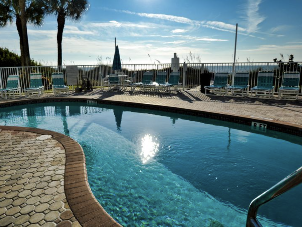 Charming Vacation Rental on Indian Rocks Beach. Call Today