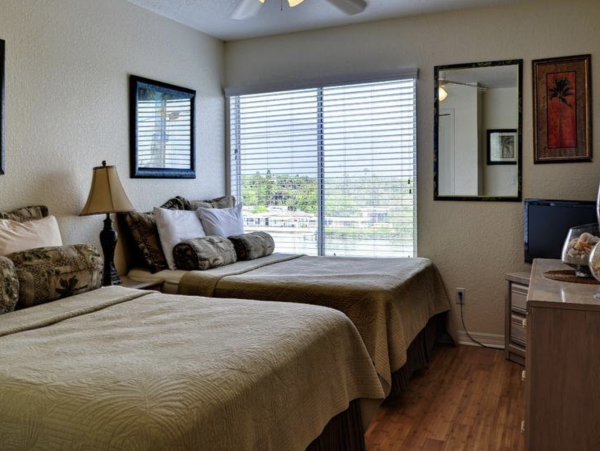 Charming Vacation Rental on Indian Rocks Beach. Call Today