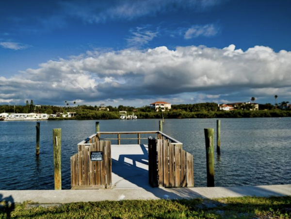 Charming Vacation Rental on Indian Rocks Beach. Call Today