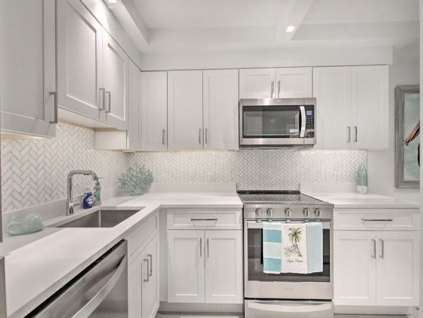 Naples Vacation Rental – Steps from Beach & 5th Avenue
