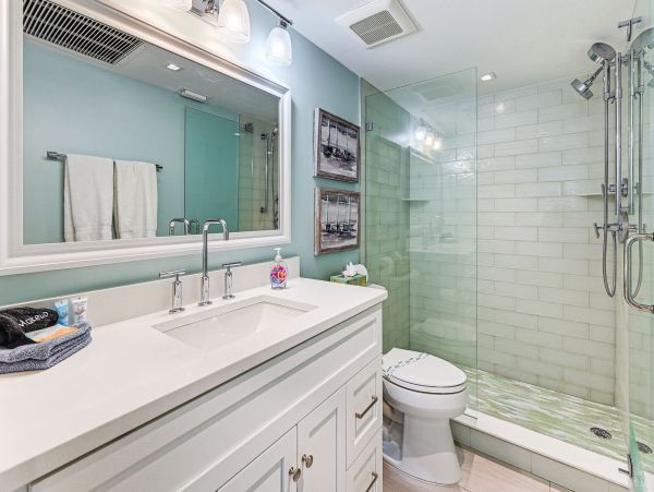 Naples Vacation Rental – Steps from Beach & 5th Avenue