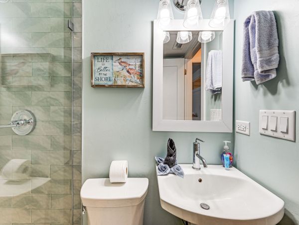 Naples Vacation Rental – Steps from Beach & 5th Avenue