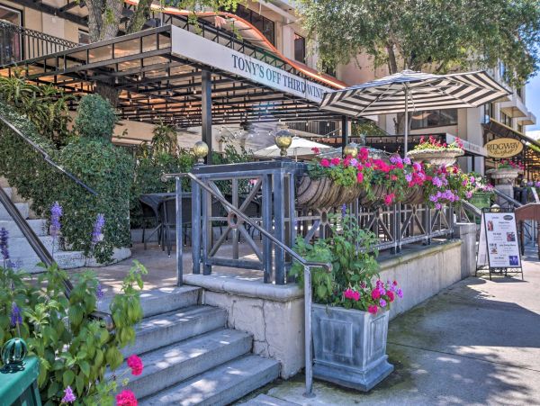 Naples Vacation Rental – Steps from Beach & 5th Avenue