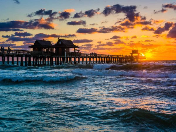 Naples Vacation Rental – Steps from Beach & 5th Avenue