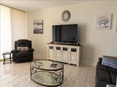 Charming Vacation Rental on Longboat Key. Call Today