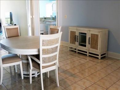 Charming Vacation Rental on Longboat Key. Call Today