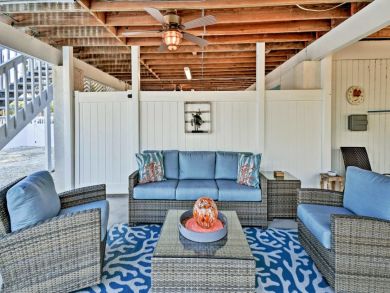 Anna Maria Island Vacation Home Sleeps Six Canal View