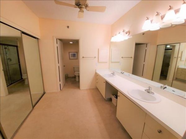 Longboat Key Vacation Rental Sleeps Four Guests