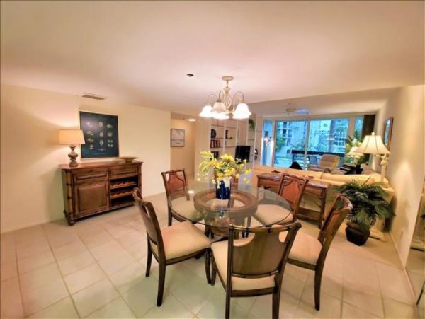 Longboat Key Vacation Rental Sleeps Four Guests