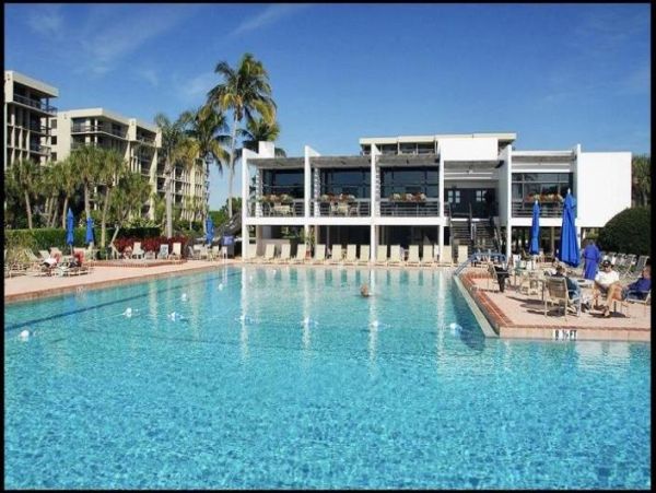 Longboat Key Vacation Rental Sleeps Four Guests