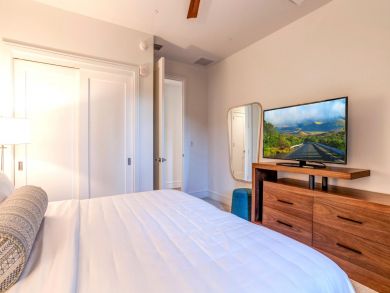 Luxury Kaanapali Vacation Villa Sleeps Eight Guests