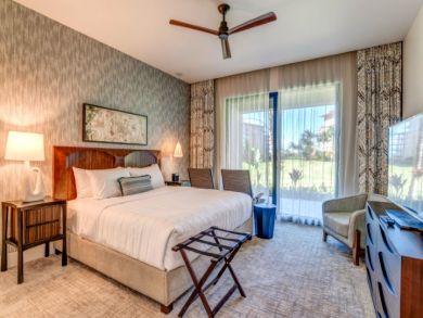 Luxury Kaanapali Vacation Villa Sleeps Eight Guests