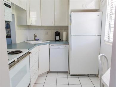Charming Vacation Rental on Longboat Key. Call Today
