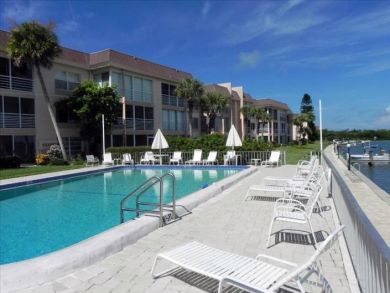 Charming Vacation Rental on Longboat Key. Call Today