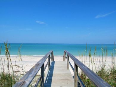 Siesta Key Vacation Condo Sleeps Four Guests