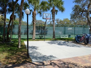 Siesta Key Vacation Condo Sleeps Four Guests
