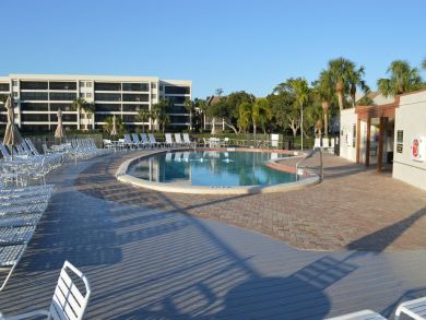 Siesta Key Vacation Condo Sleeps Four Guests