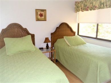 Siesta Key Vacation Condo Sleeps Four Guests