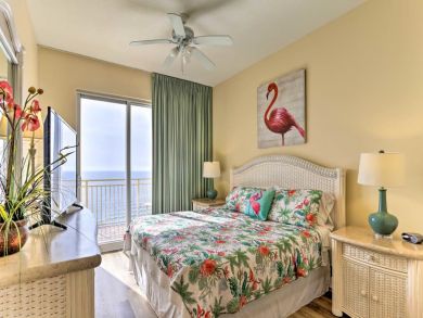 Panama City Vacation Condo Sleeps Eight Guests
