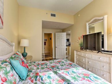 Panama City Vacation Condo Sleeps Eight Guests