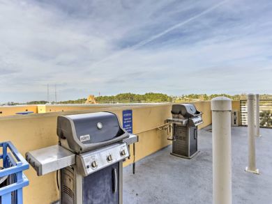 Panama City Vacation Condo Sleeps Eight Guests