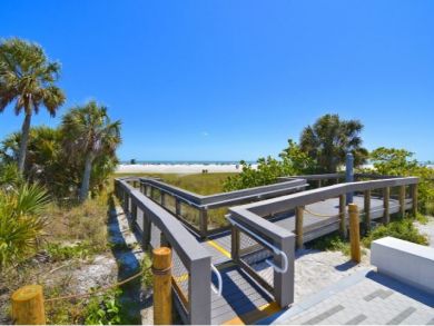 Siesta Key Vacation Condo Sleeps Four Guests. 350 ft to beac