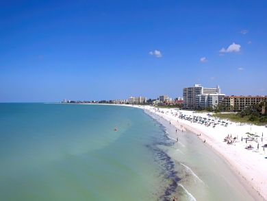 Siesta Key Accommodation Walk to Beach 350 ft to Beach