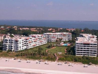 Longboat Key Vacation Condo on Beach