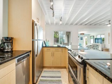 Siesta Key Vacation Rental Sleeps Six Guests