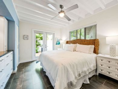 Siesta Key Vacation Rental Sleeps Six Guests