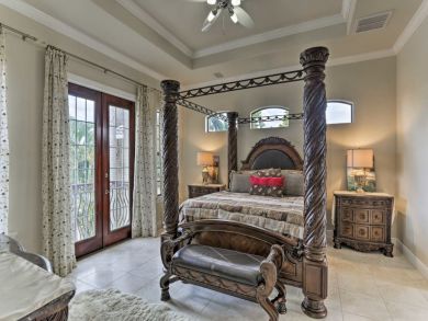 Cape Coral Vacation Home Sleeps Eight Guests - Canal View