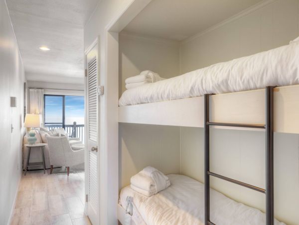 Beautiful Seacrest Beach Vacation Condo with Full Ocean View
