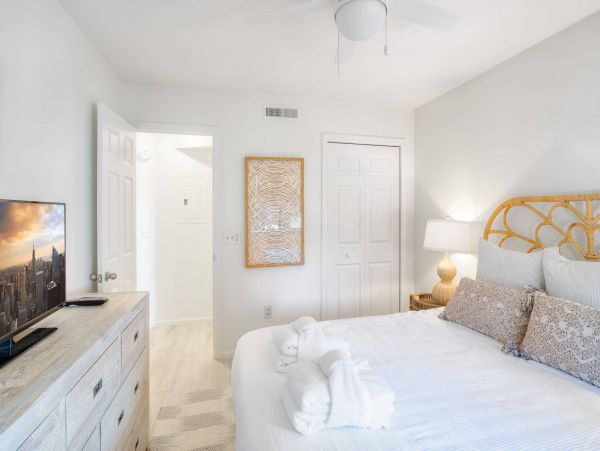 Beautiful Seacrest Beach Vacation Condo with Full Ocean View
