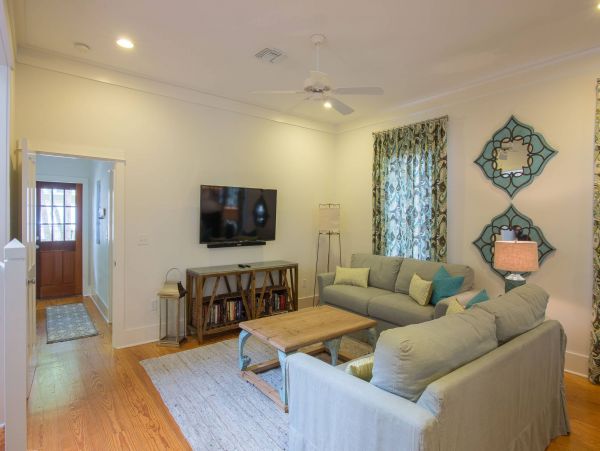 Rosemary Beach Vacation Home Short walk to Beach