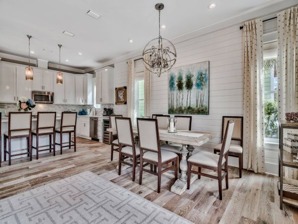 Luxurious Four Bedroom Retreat in Seacrest Beach