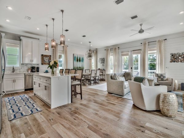 Luxurious Four Bedroom Retreat in Seacrest Beach