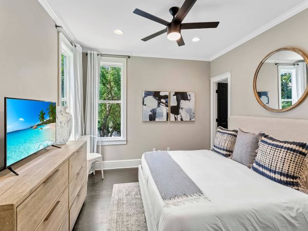 Luxury Five Bedroom Vacation Rental in Rosemary Beach