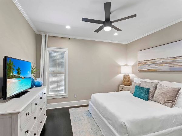 Luxury Five Bedroom Vacation Rental in Rosemary Beach