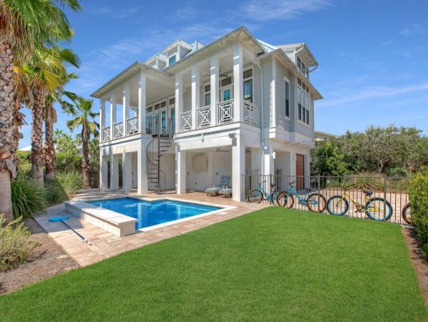 Luxury Seagrove Five Bedroom Vacation Home With Private Pool