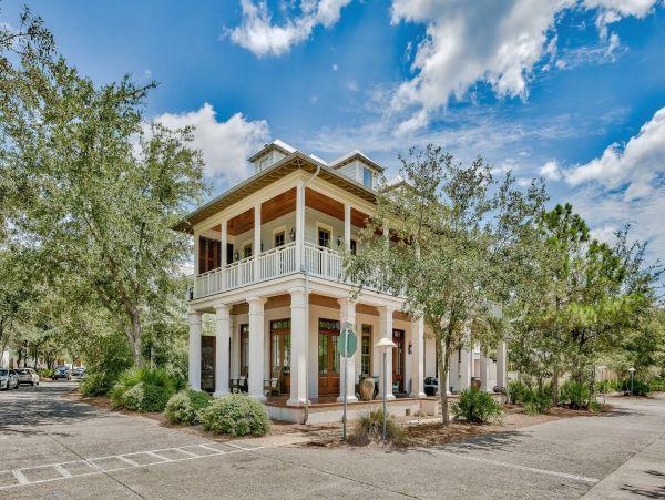Short Walk to Beach Vacation Home in  Rosemary Beach