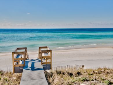 2 Five bedrooms houses on the beach