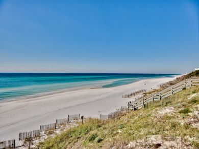 2 Five bedrooms houses on the beach