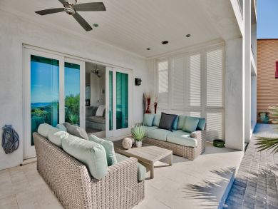 2 Five bedrooms houses on the beach