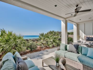 2 Five bedrooms houses on the beach